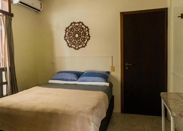 Sunhouse Hostel